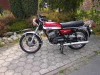 RD 250 (352) '74